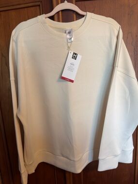 Women's Luxe Crewneck Sweatshirt - Cream